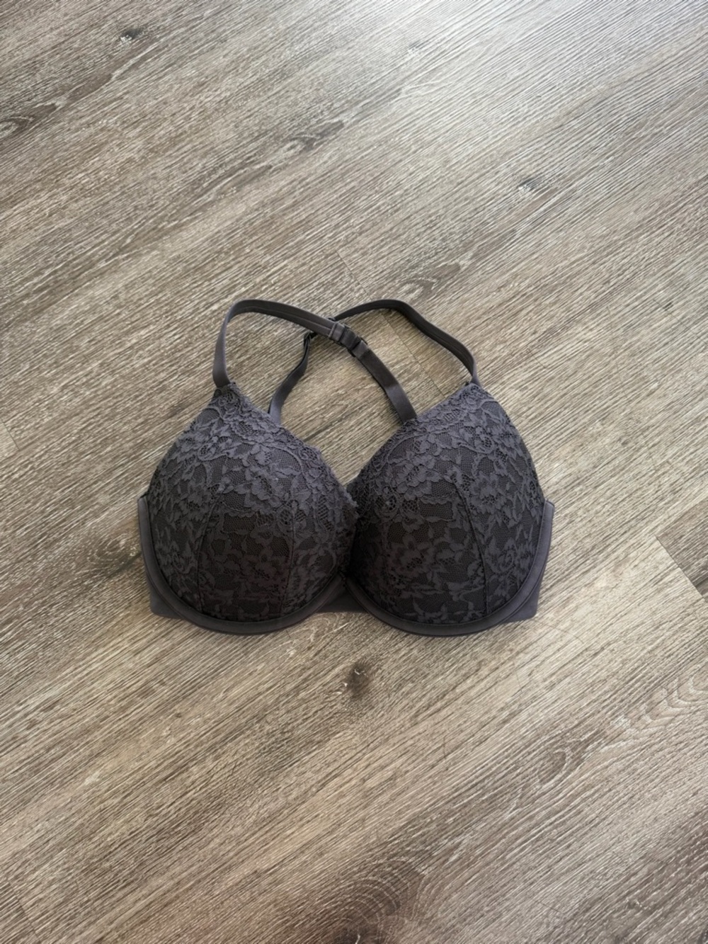 SKIMS Lace Plunge Bra in Charcoal Gray